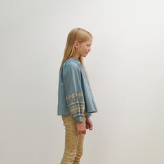 Bestickte Bluse Meera in Hellblau