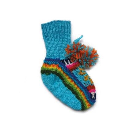 Handgestrickte Babysocken Hellblau